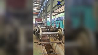 Ciężarówka z wagonem towarowym o średnicy 1520 mm